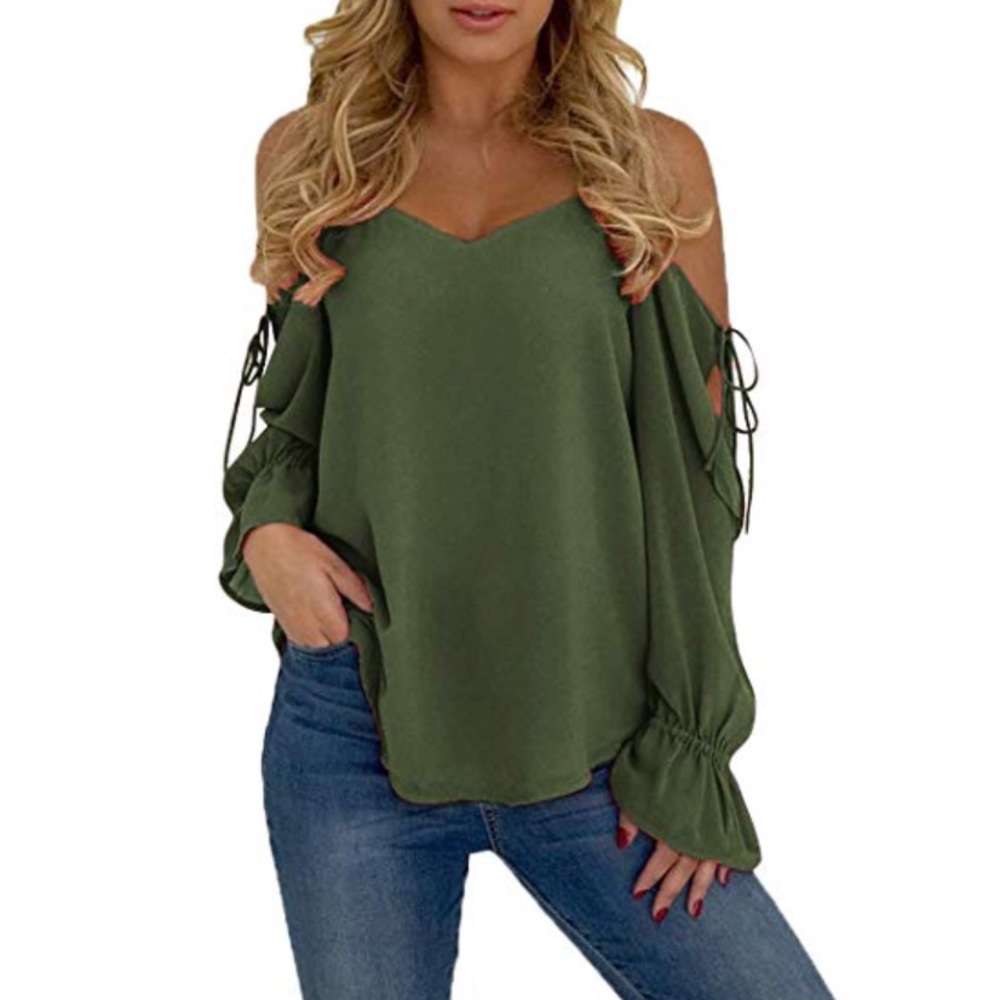 NWT gorgeous long sleeve fall blouse